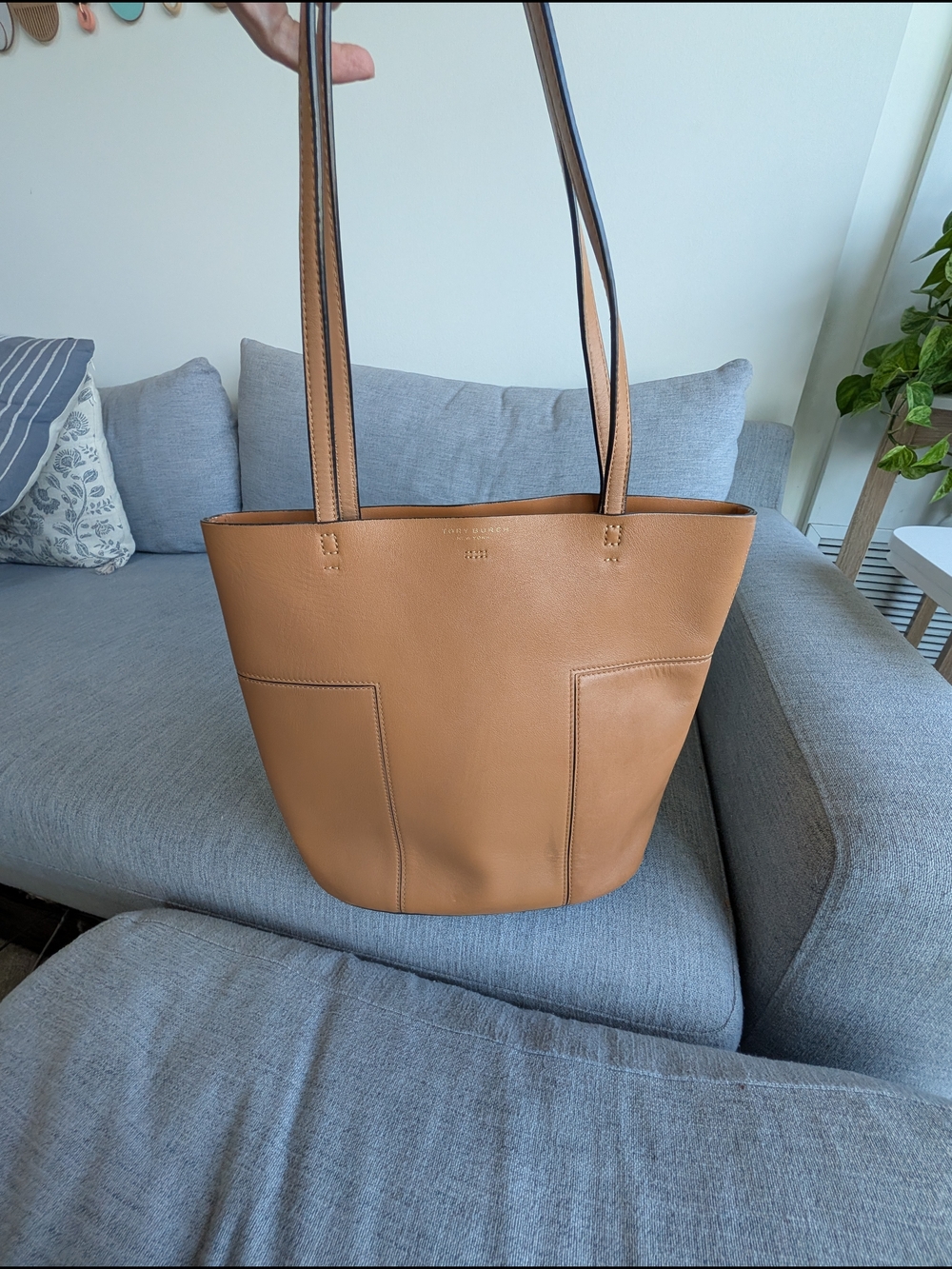 Tory Burch Block-T medeum tote